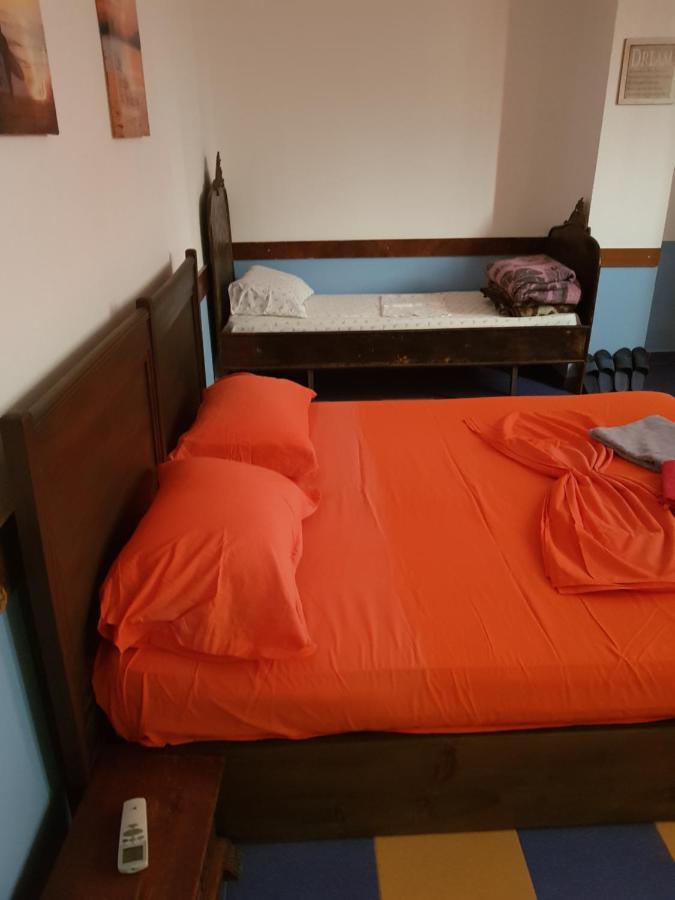 Home Hostel Shkodra Kültér fotó