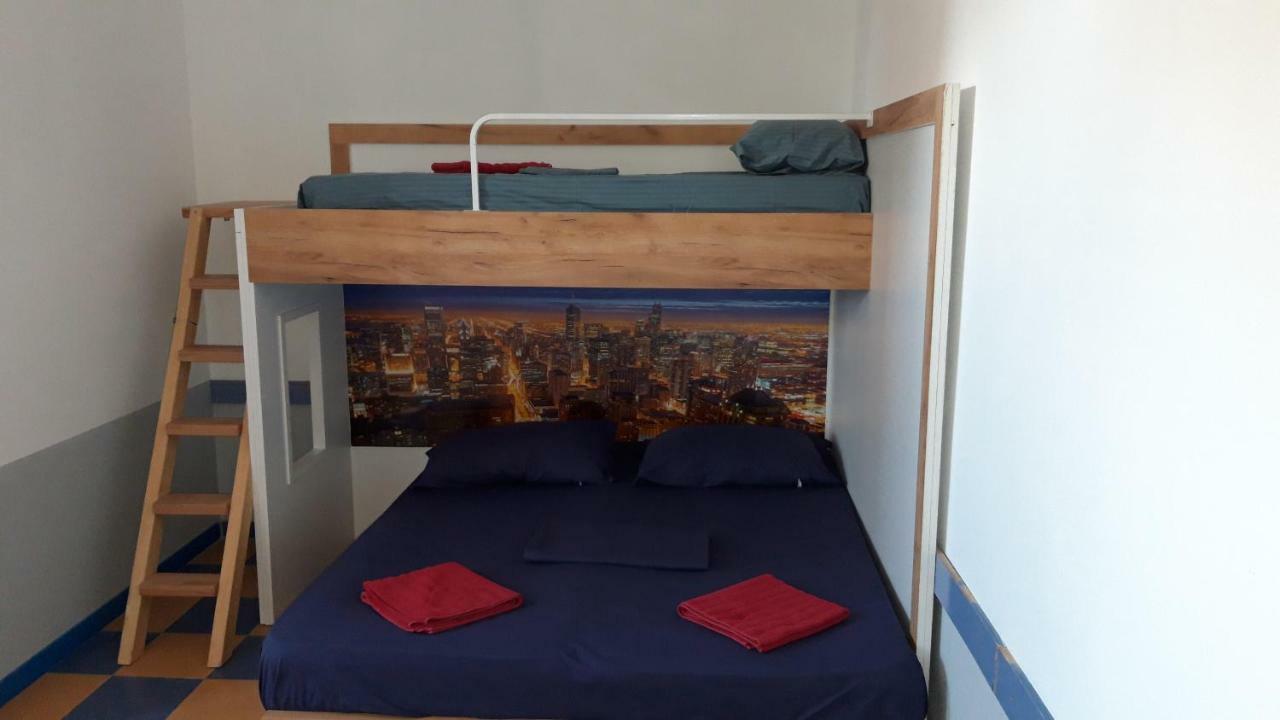 Home Hostel Shkodra Kültér fotó
