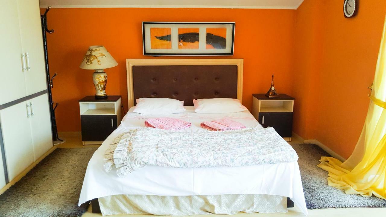 Home Hostel Shkodra Kültér fotó